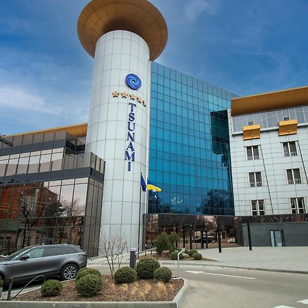 Tsunami Spa Hotel Dnipro Exterior photo