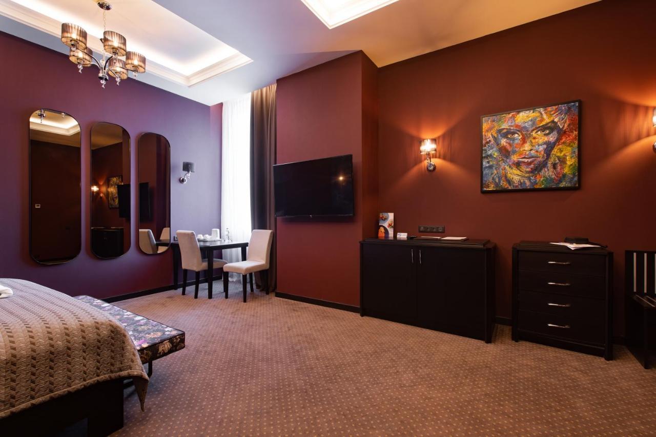 Tsunami Spa Hotel Dnipro Exterior photo
