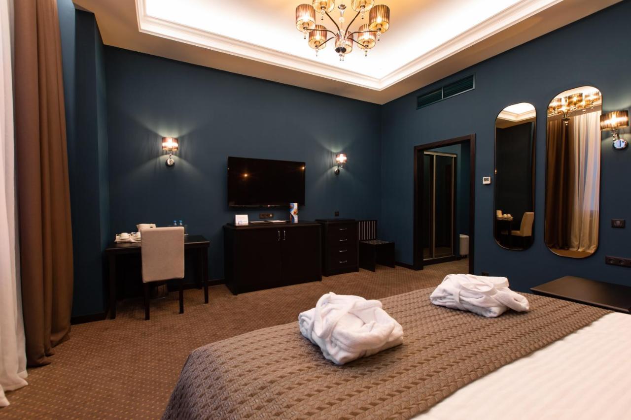 Tsunami Spa Hotel Dnipro Exterior photo
